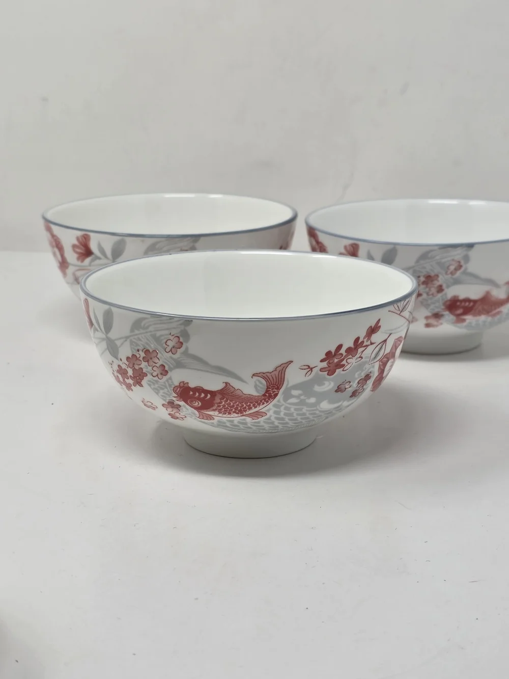 SF Marked glazed Porcelain Bowls with Red Floral&Fish Motif Japanese Set of 3